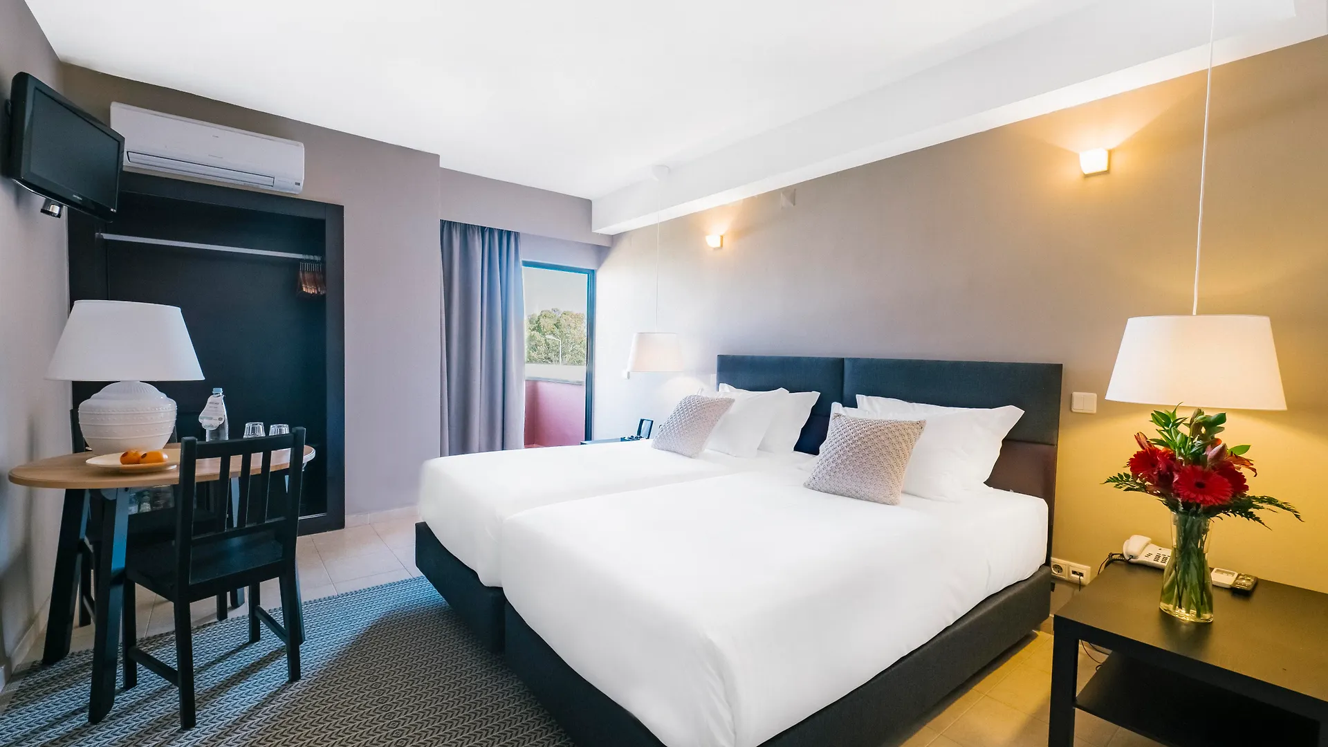 Aparthotel Topazio Vibe Beach Hotel & Apartments - Adults Friendly Albufeira
