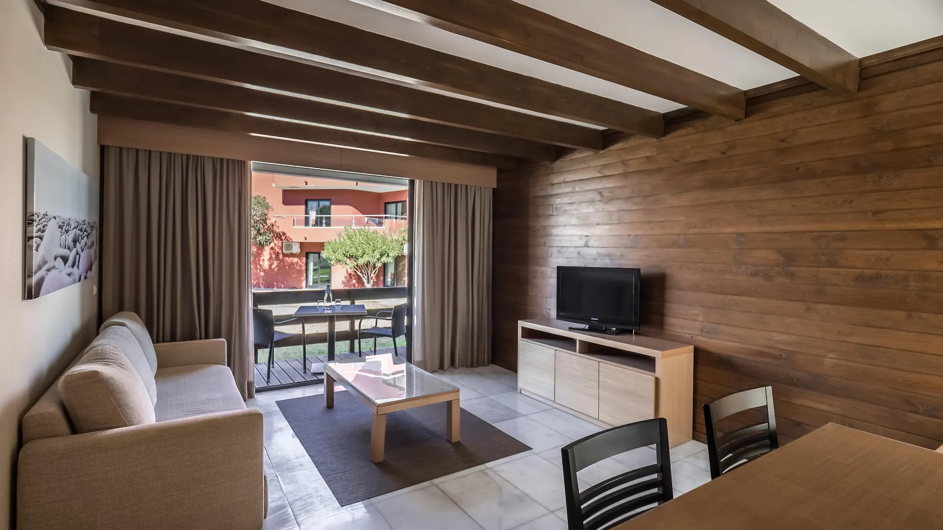 Topazio Vibe Beach Hotel & Apartments - Adults Friendly Albufeira