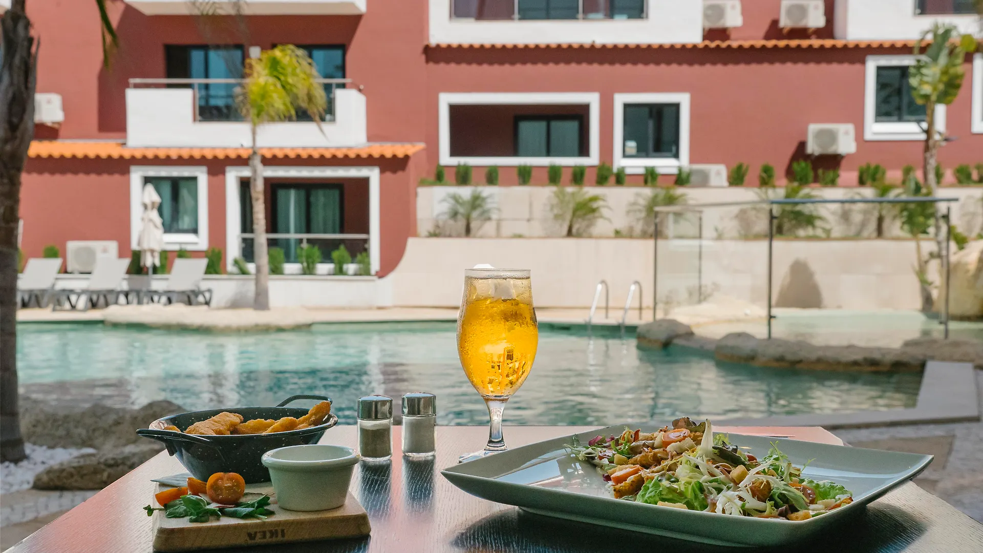 Aparthotel Topazio Vibe Beach Hotel & Apartments - Adults Friendly Albufeira