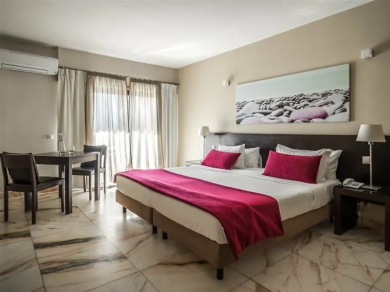 *** Aparthotel Topazio Vibe Beach Hotel & Apartments - Adults Friendly Albufeira Portugal